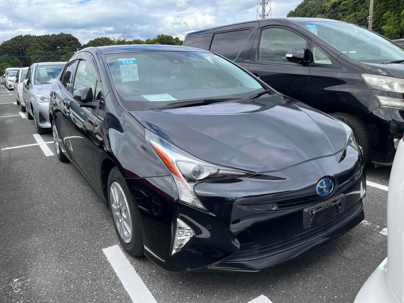 Toyota Prius  S SAFETY PLUS