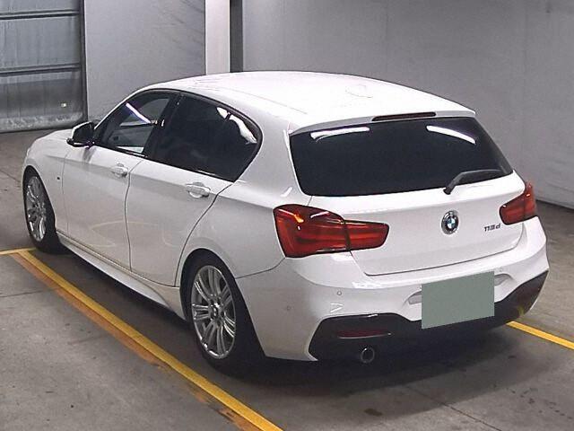 BMW 1 Series 5d 118D M-SPORT