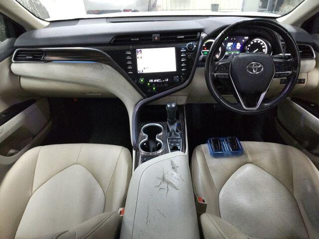 Toyota Camry 4D G LEATHER PACKAGE