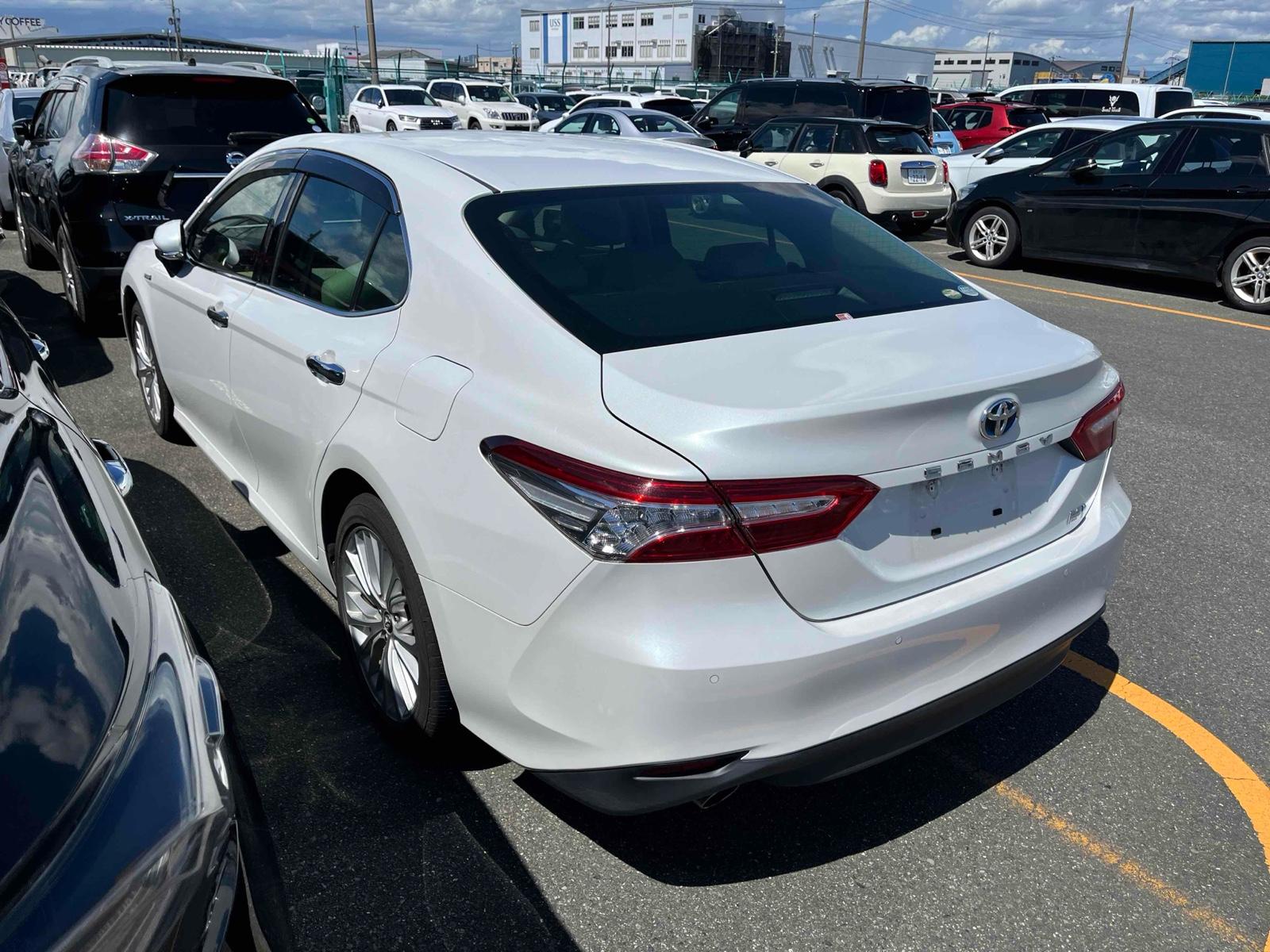 Toyota Camry 4D G LEATHER PACKAGE