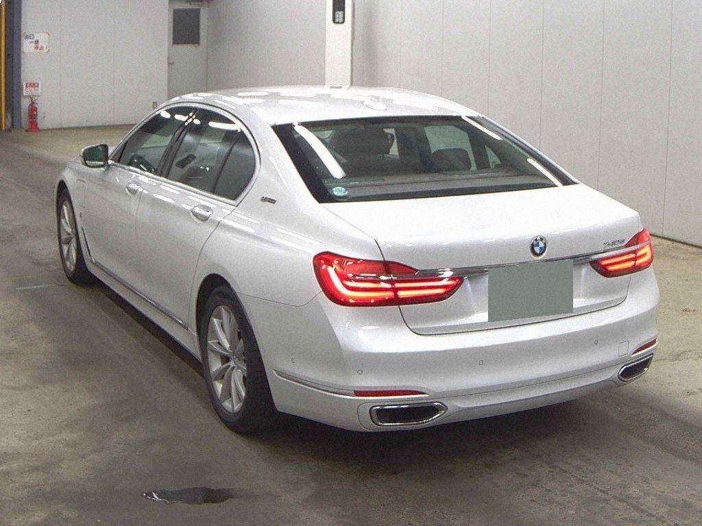 BMW 7 Series 740E IPERFORMANCE