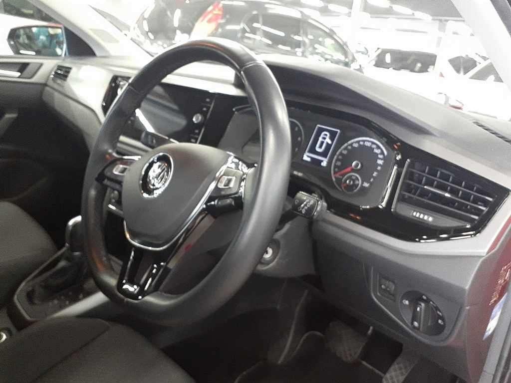 Volkswagen Polo TSI COMFORT LINE