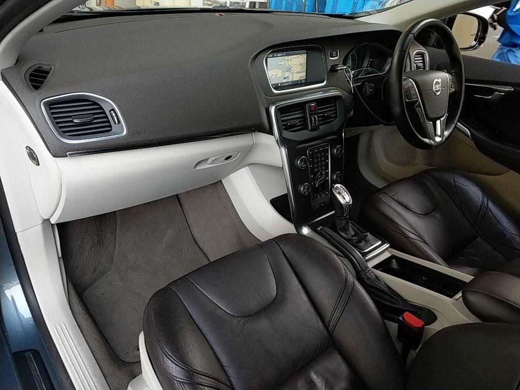 Volvo V40 T4