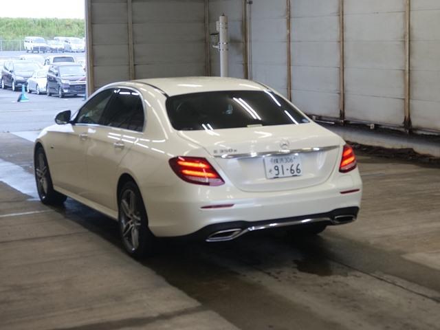 Mercedes-Benz Benz E Class E350E AV Sports