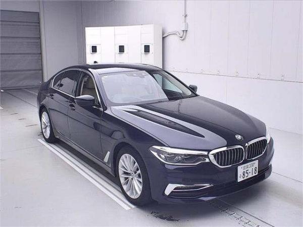 BMW 5 Series 523d Luxury