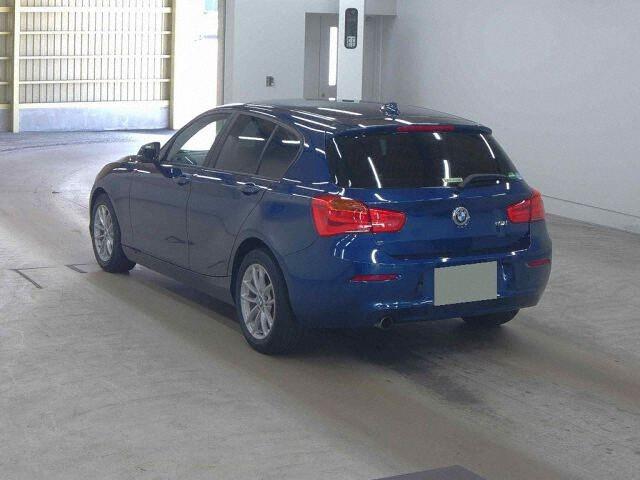 BMW 1 SERIES 5D 118I