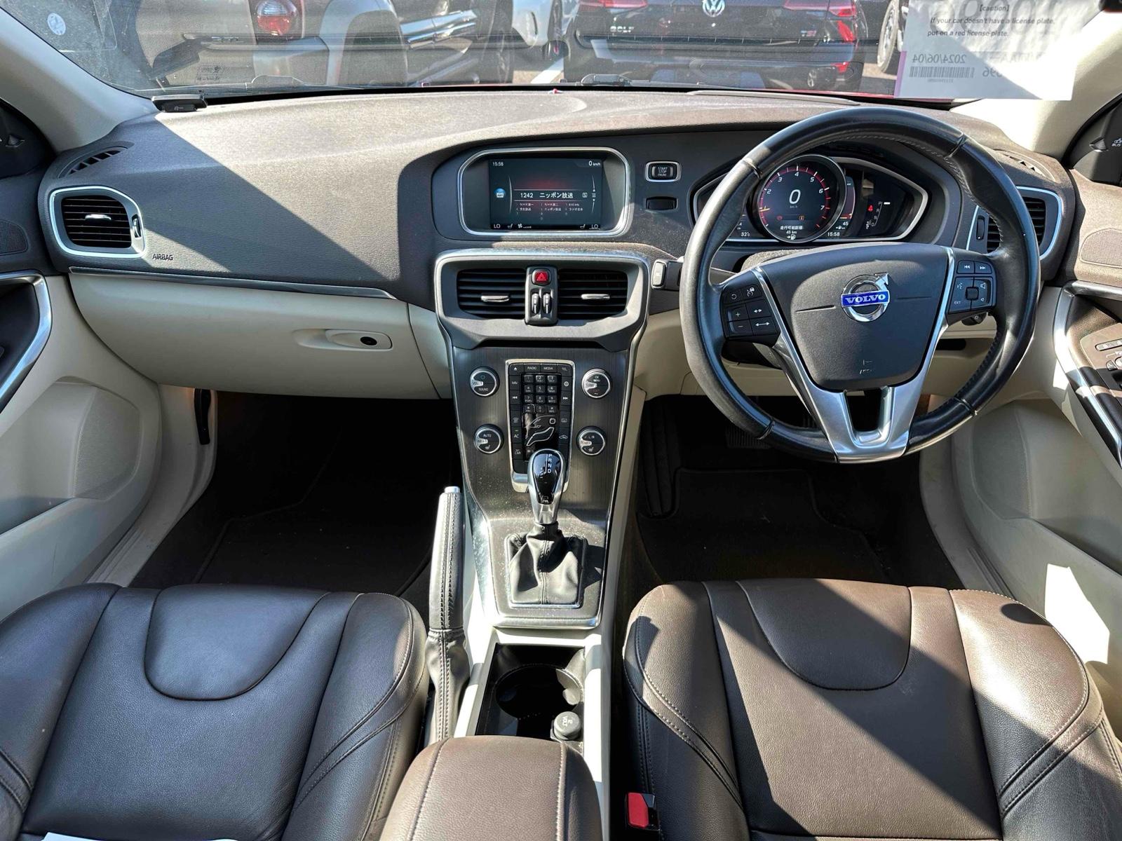 Volvo V40 T4 SE