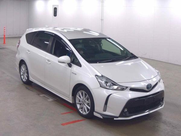 Toyota Prius ALPHA S TOURING SELECTION