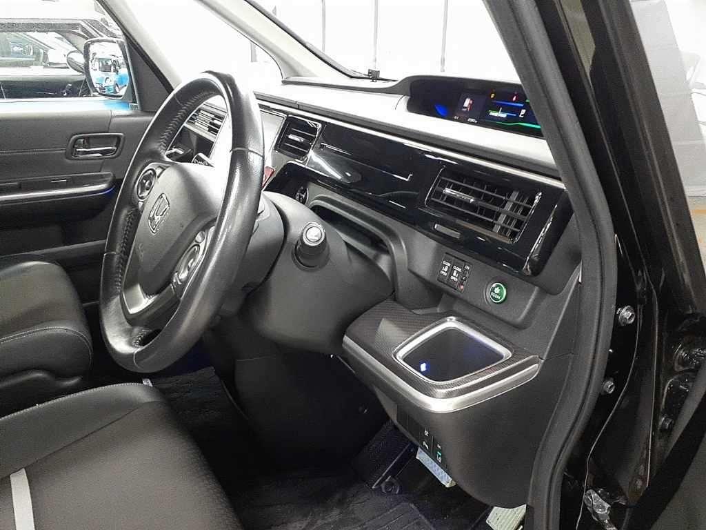 Honda StepWGN ｽﾊﾟｰﾀﾞ eHEVｽﾊﾟﾀﾞG･EXﾎﾝﾀﾞｾﾝｼ