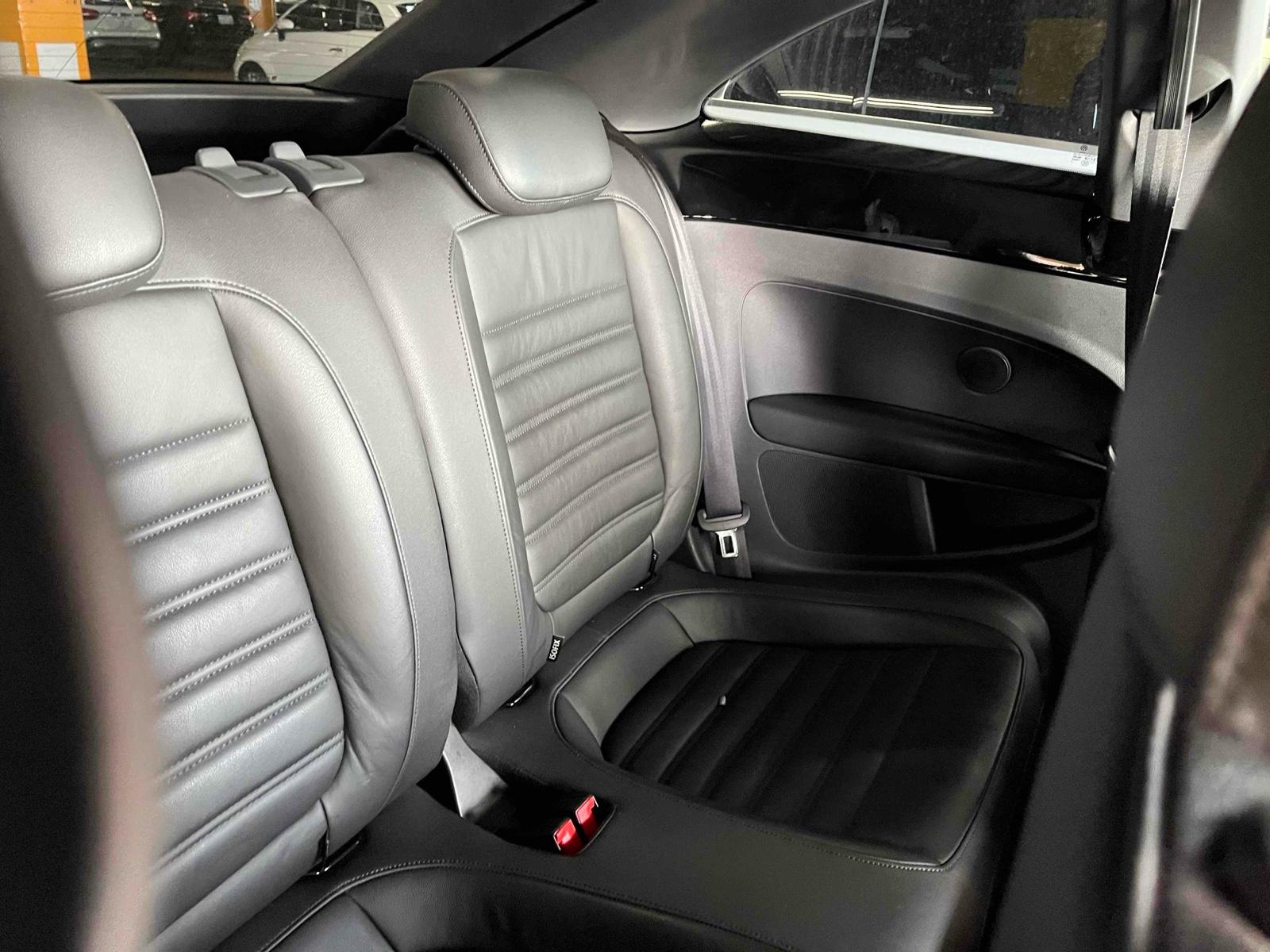 Volkswagen THE BEETLE DESIGN LEATHER PACKAGE