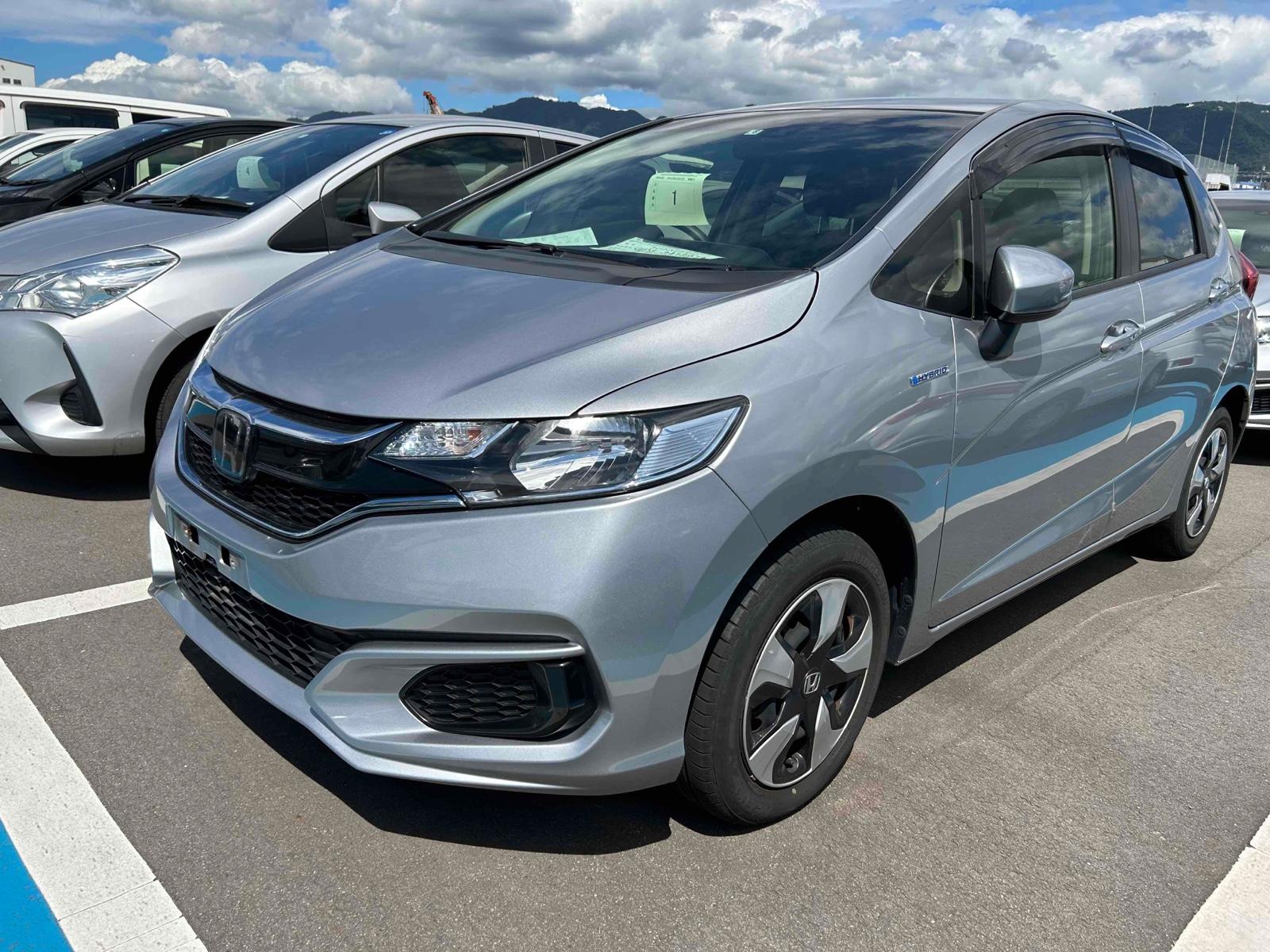 Honda Fit HYBRID F PACKAGE