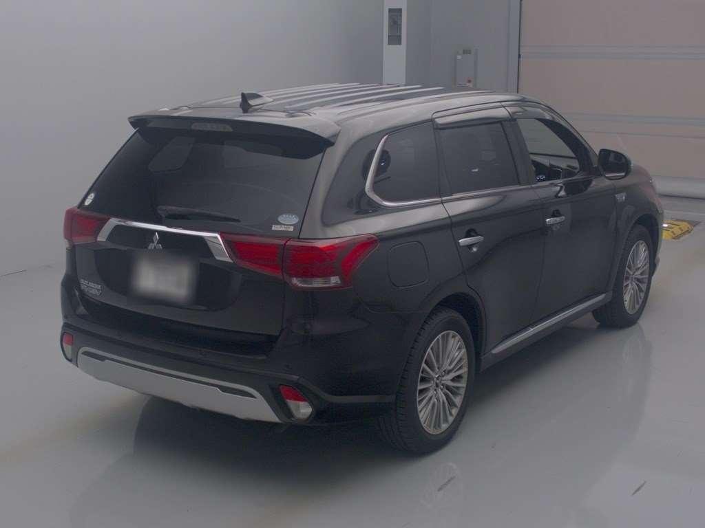 Mitsubishi ｱｳﾄﾗﾝﾀﾞｰPHEV G Premium Package 4WD