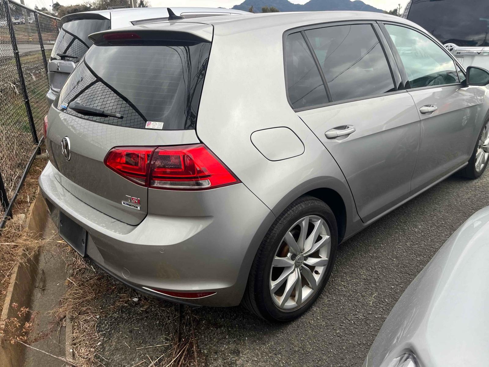 Volkswagen Golf TSI HIGH LINE