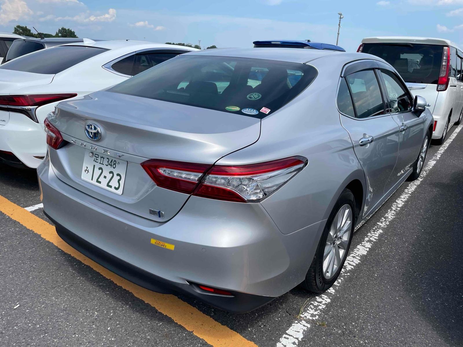 Toyota Camry 4D G