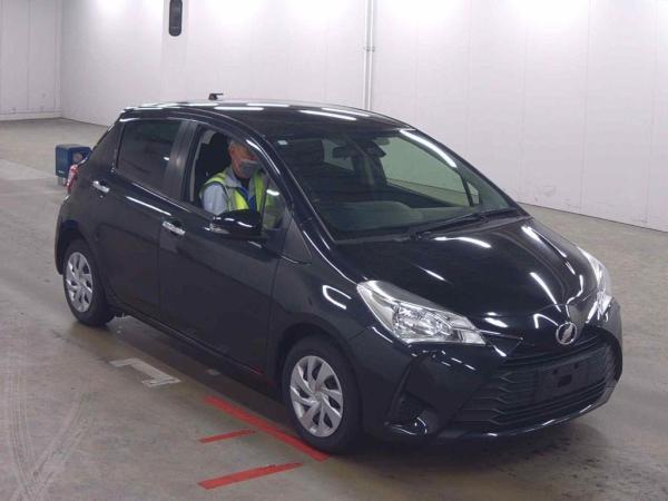 Toyota Vitz 5D F SAFETY EDITION II