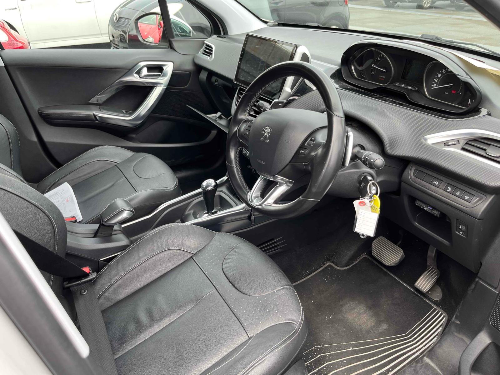 Peugeot 2008 2008 LEATHER EDITION