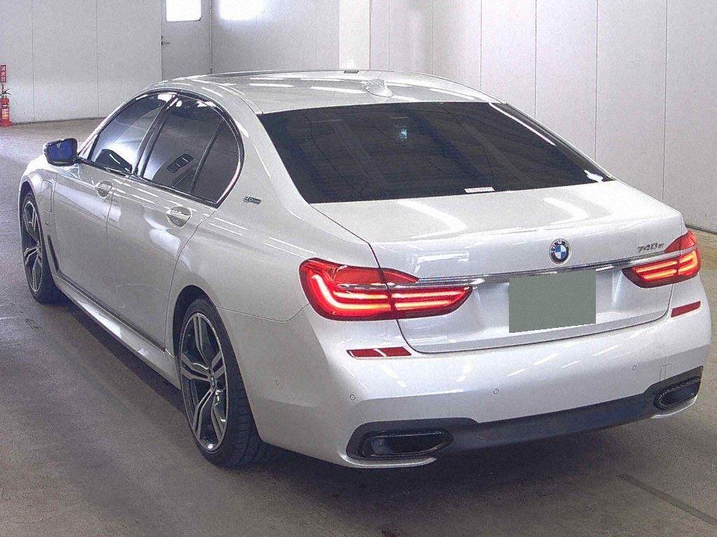 BMW 7 Series 740E IPERFORMANCE M-SPORT
