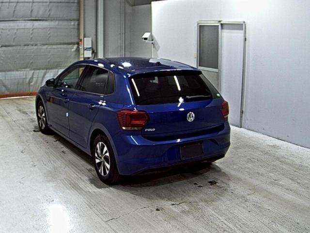 Volkswagen Polo TSI COMFORT LINE SE-