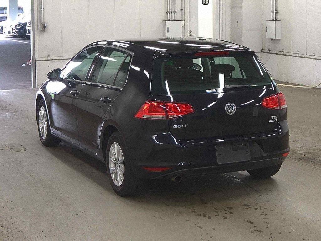 Volkswagen GOLF 5D 1.2