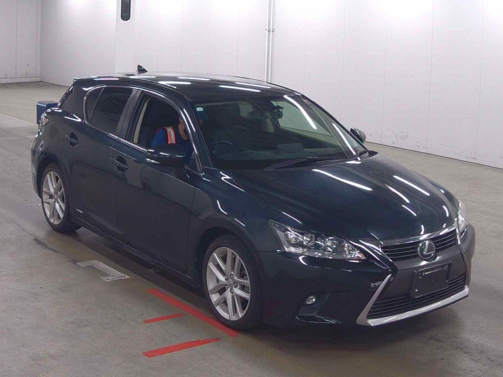 Lexus CT CT200H VER-L