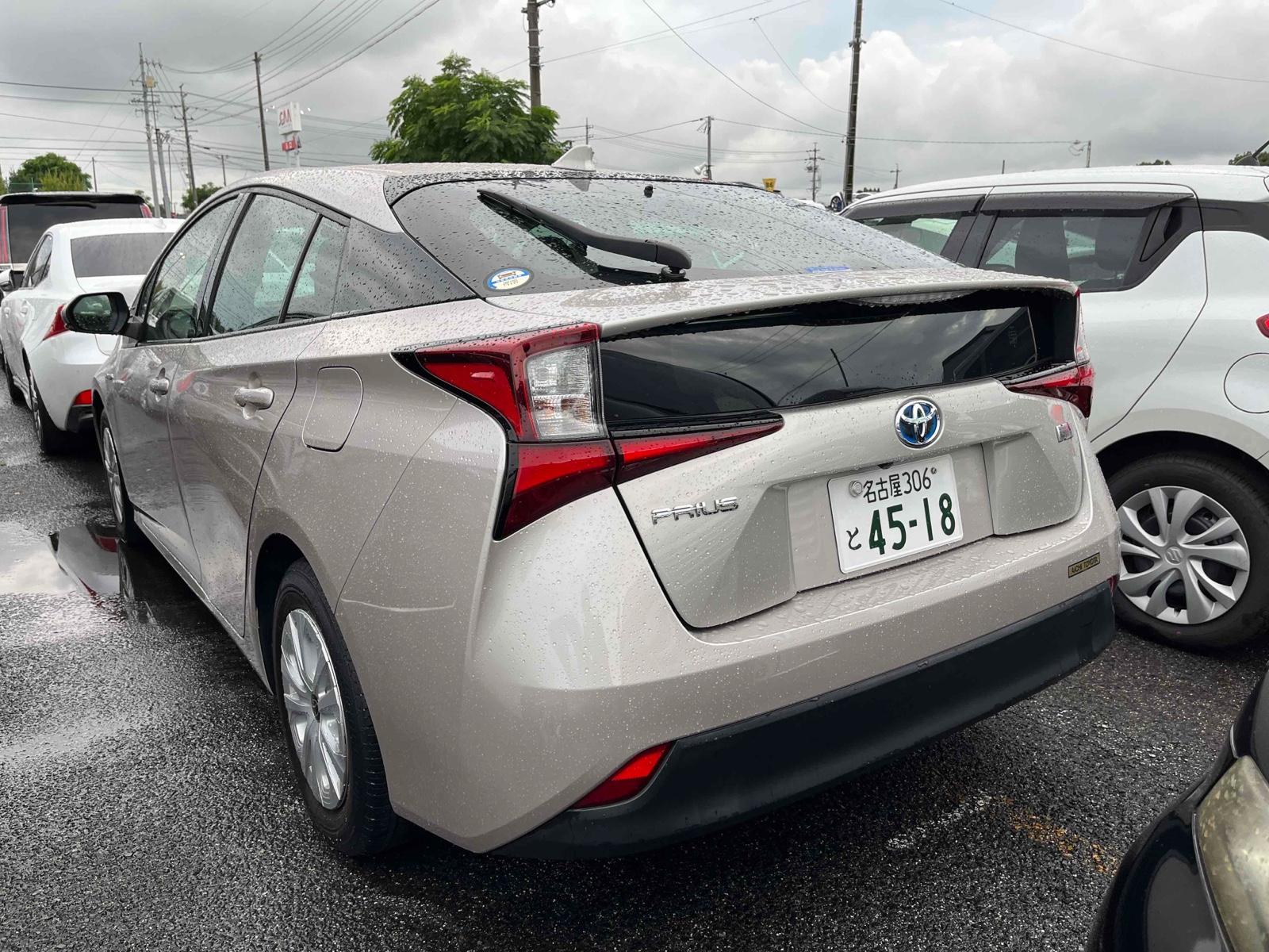 Toyota Prius  S