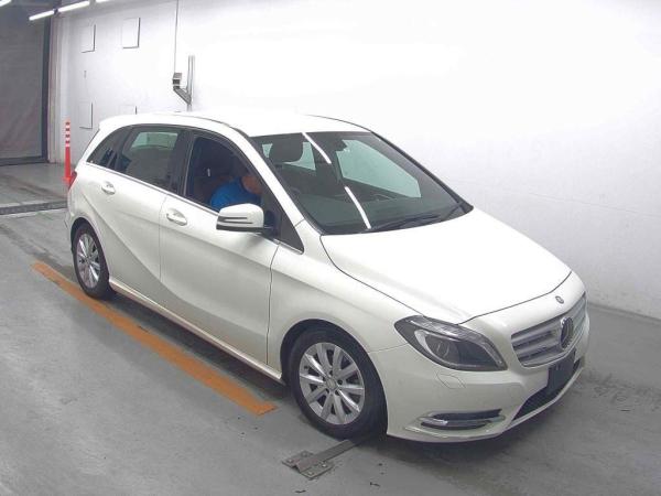 Mercedes-Benz B-CLASS B180 LEATHER EXCLUSIVE PACKAGE