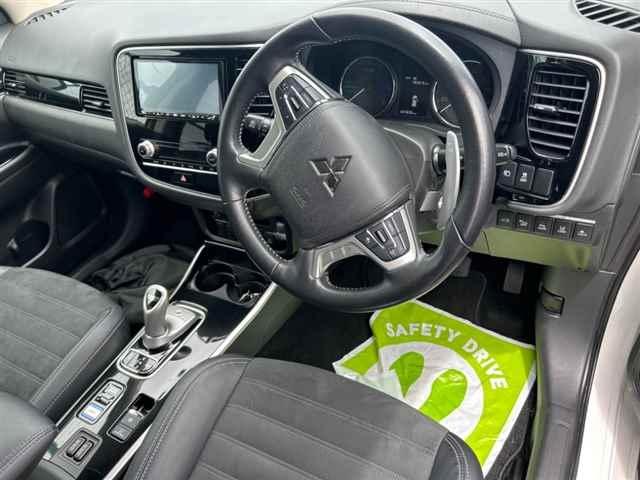 Mitsubishi Outlander Phev G