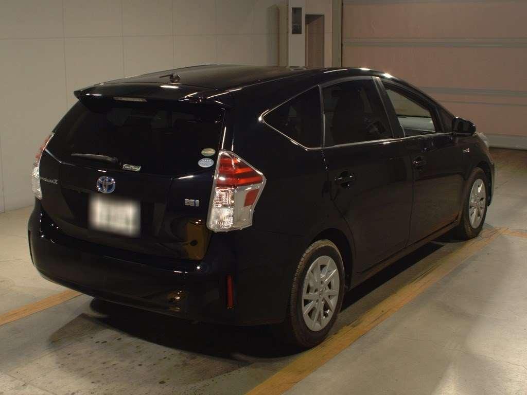 Toyota Prius ALPHA S