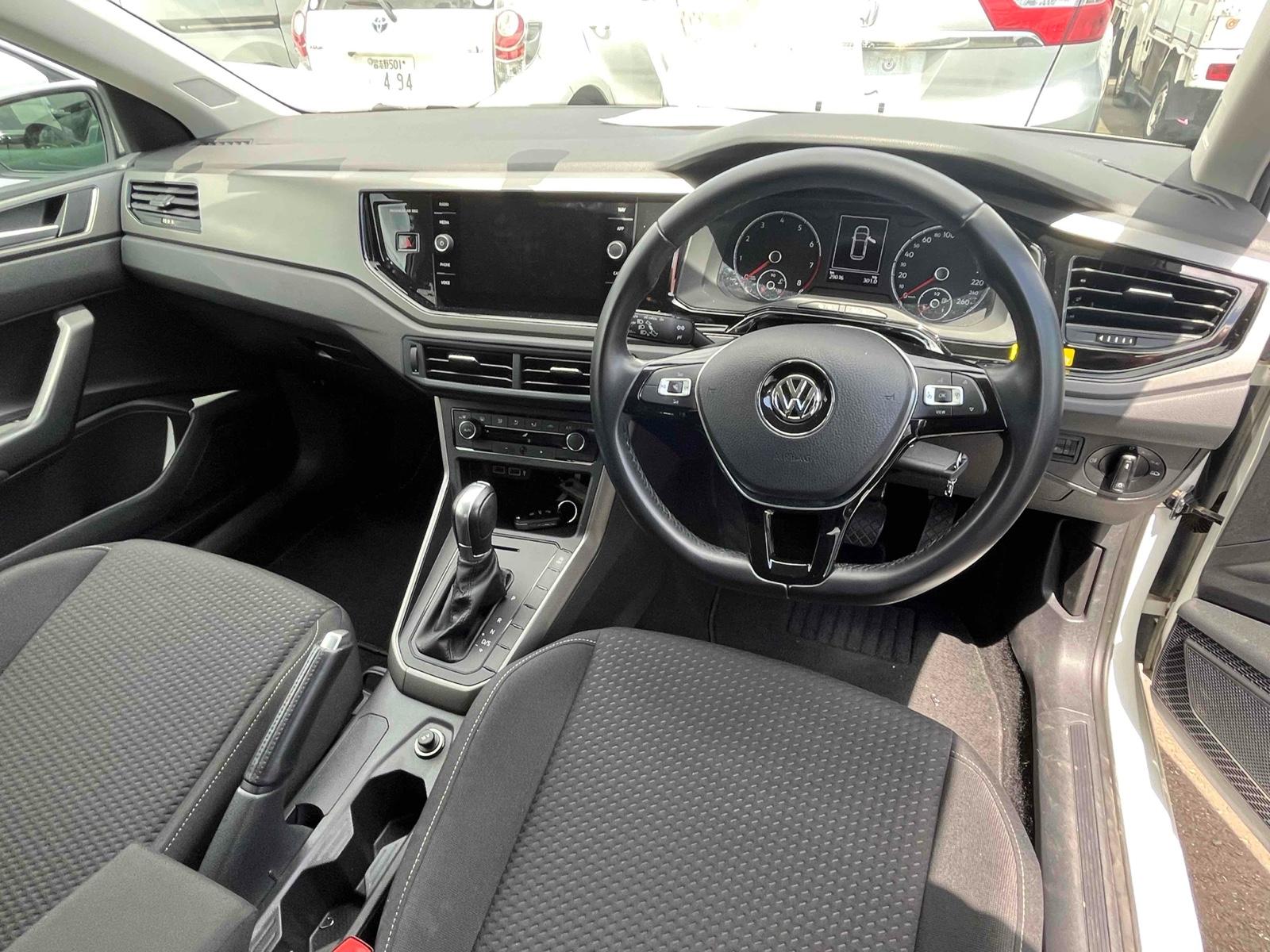 Volkswagen Polo TSI COMFORT LINE RIGHT STEERIN