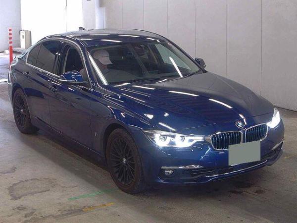 BMW 3 Series 330E RUG JIIPAF