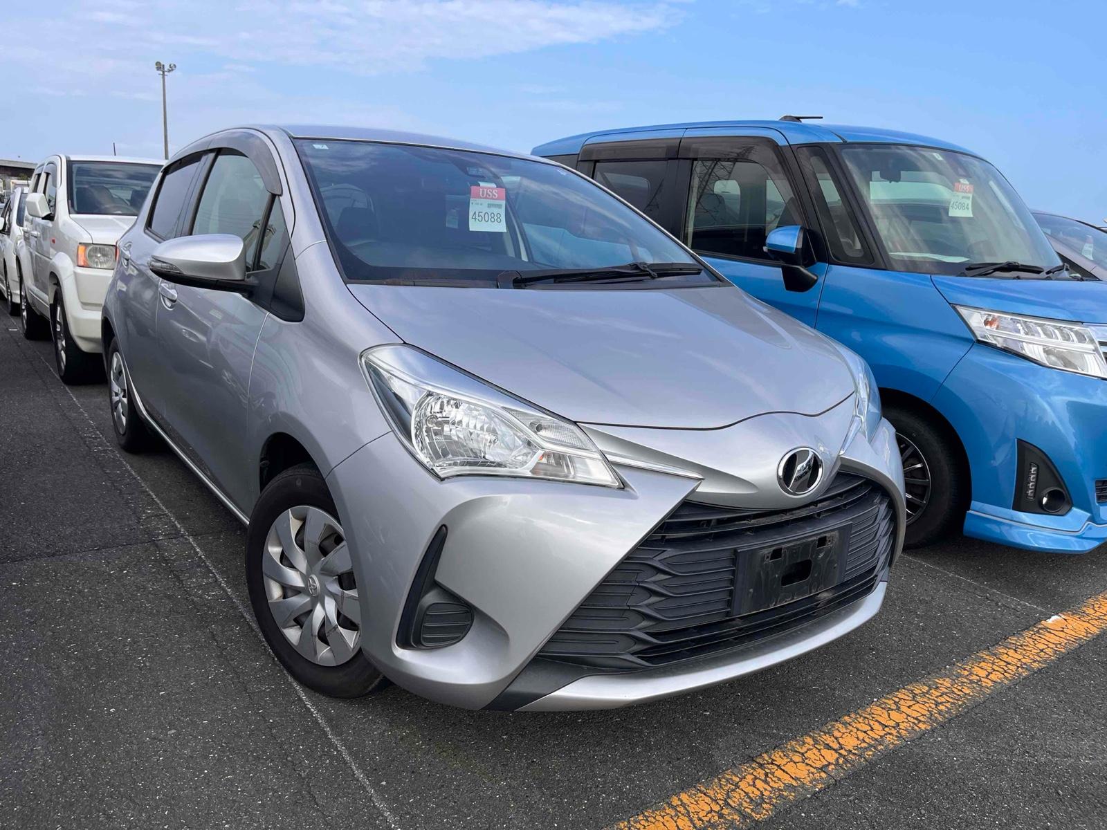 Toyota Vitz F