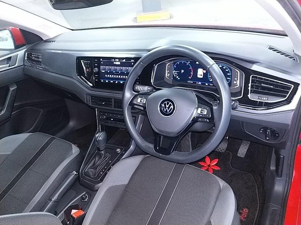 Volkswagen Polo TSI HIGH LINE