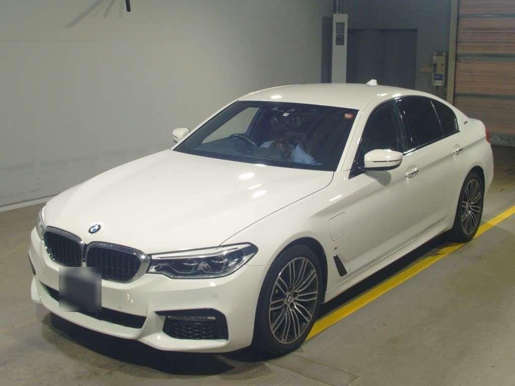 BMW 530 E M SPORT I PAFOMANS