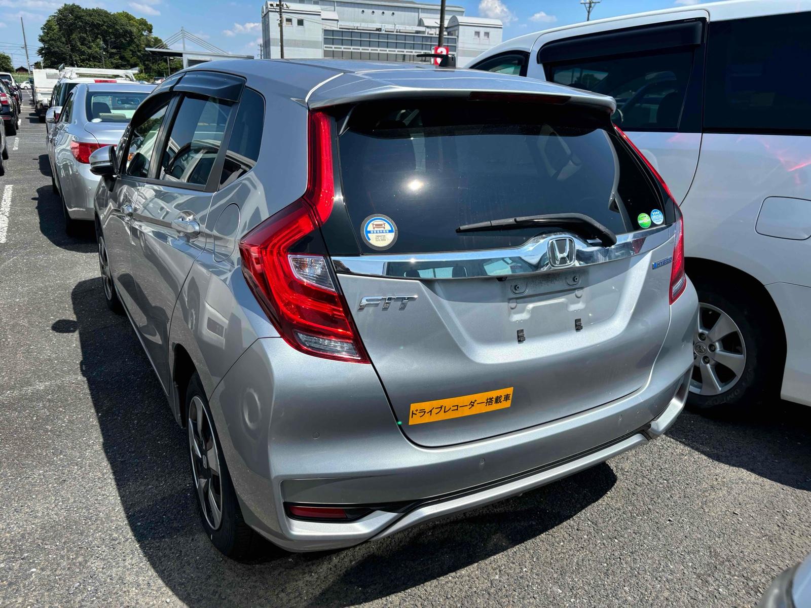 Honda Fit HYBRID F