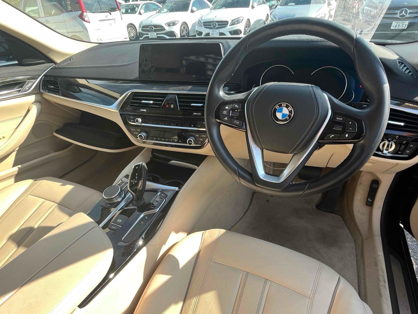 BMW 523D LUXURY