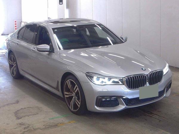 BMW 740 E I-PERFORMANCE M-SPORT