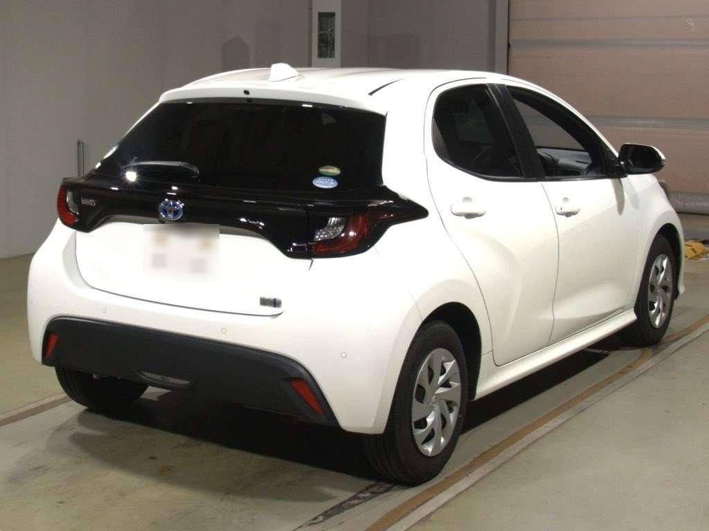 Toyota Yaris HYBRID X