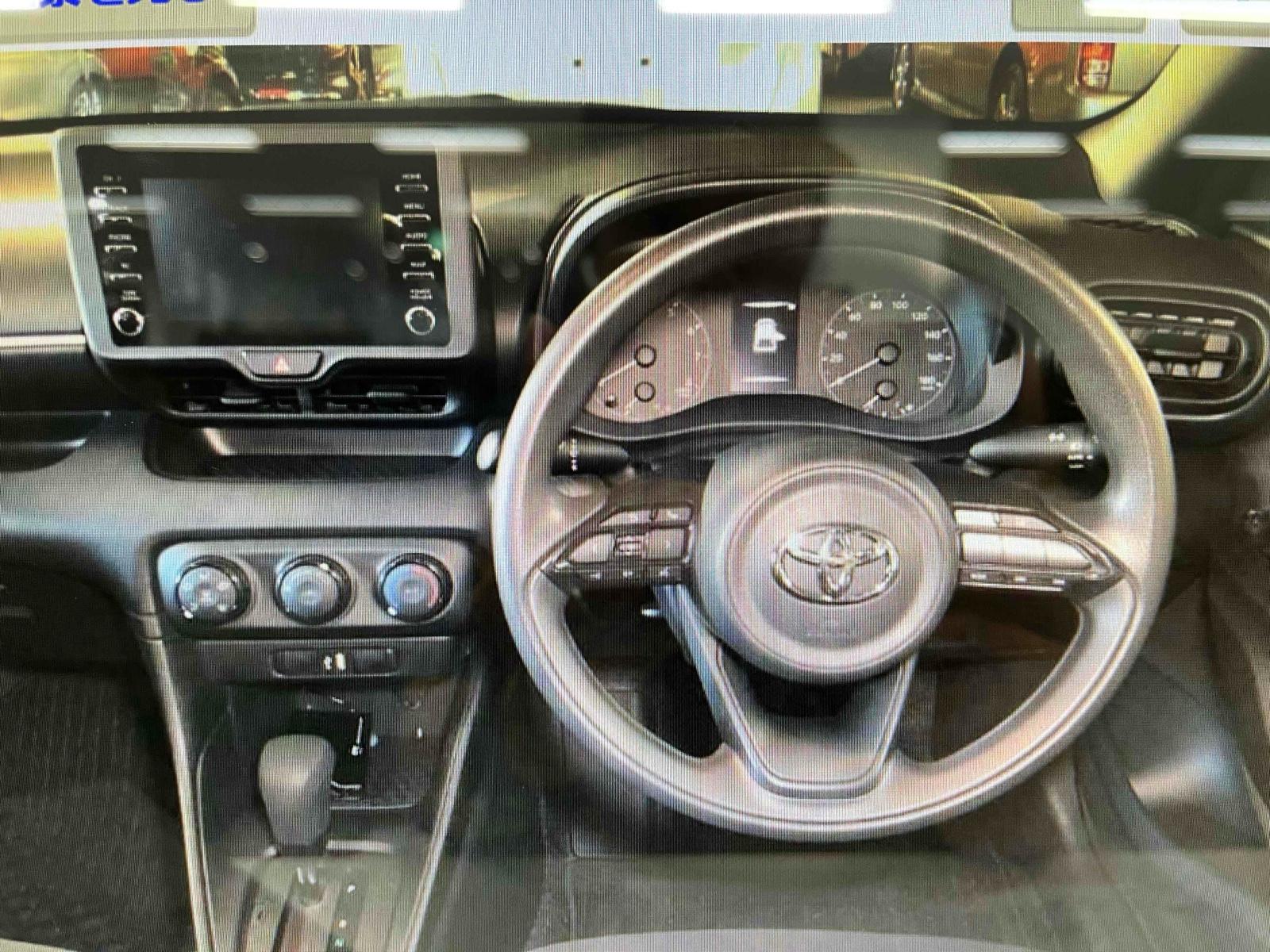 Toyota Yaris X