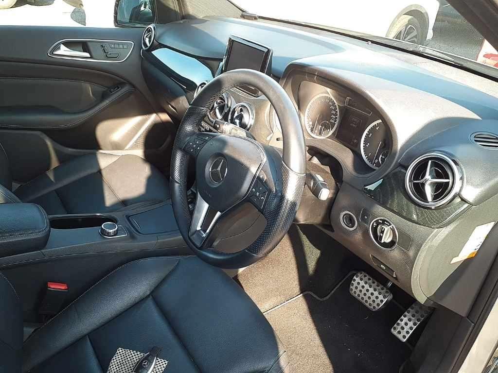Mercedes-Benz B Class B180 BEFI SPORT NIGHT PKG