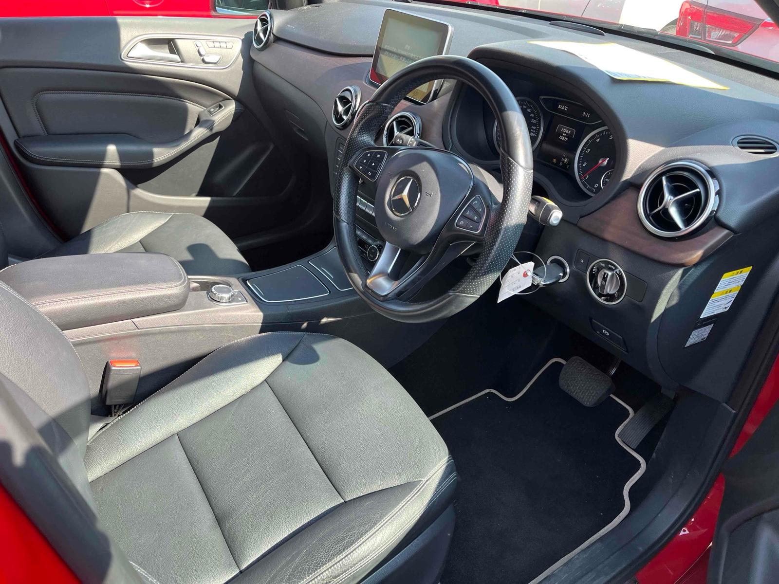 Mercedes-Benz B Class B180 LEATHER EXCLUSIVE P