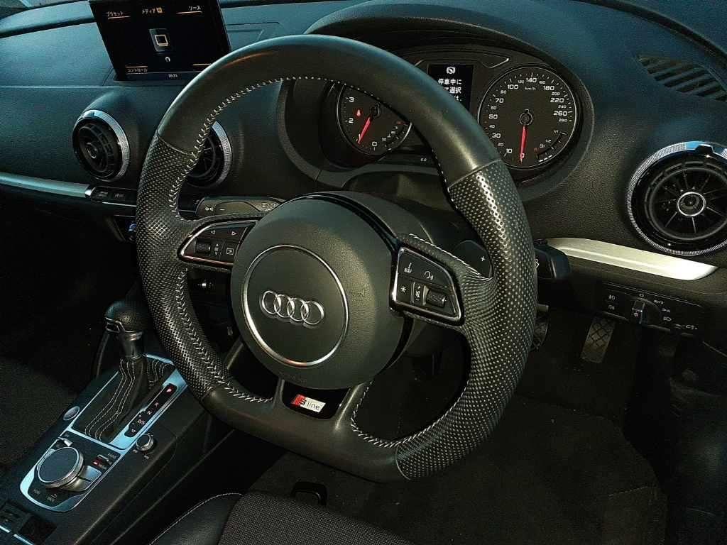 Audi A3 SEDAN 1.4TFSI COD S LINE PACK