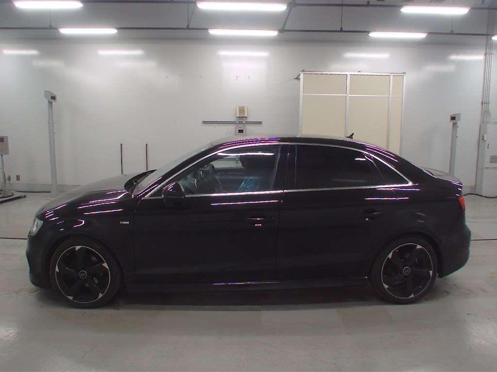 Audi A3 SEDAN 1.4TFSI COD S LINE PACK