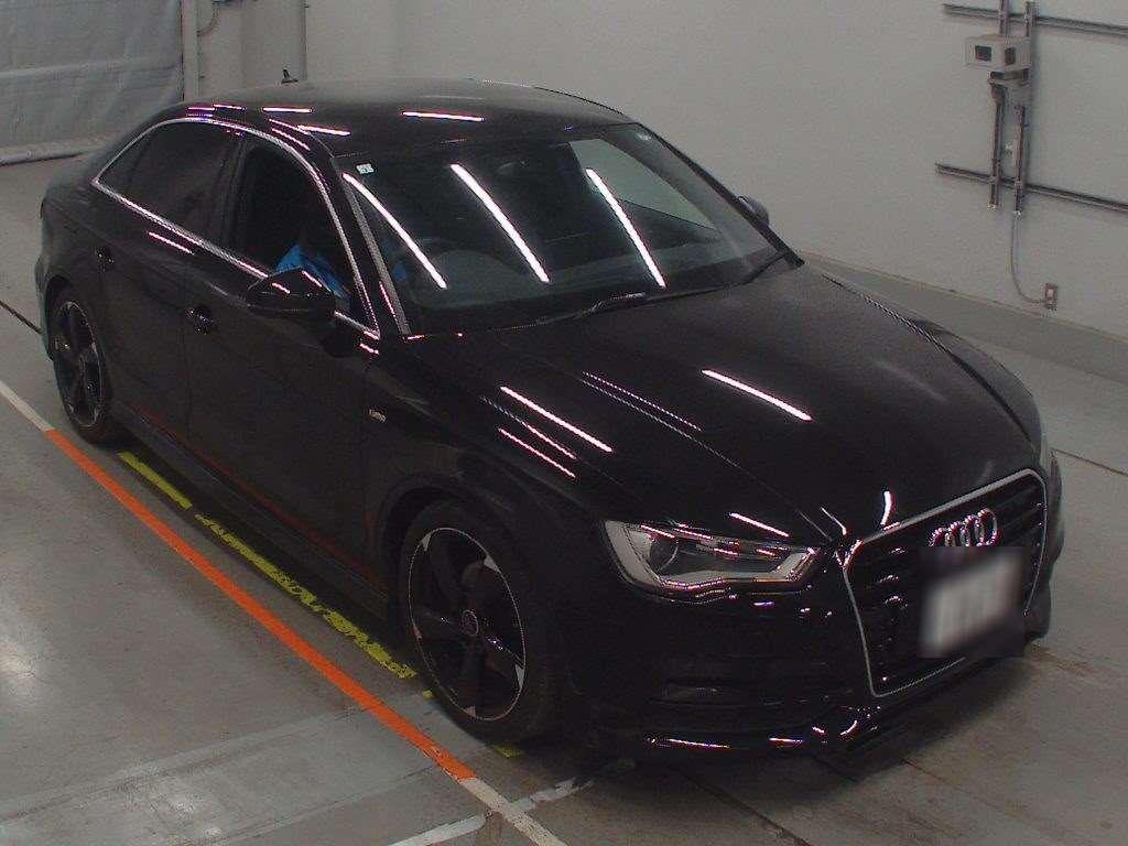 Audi A3 SEDAN 1.4TFSI COD S LINE PACK