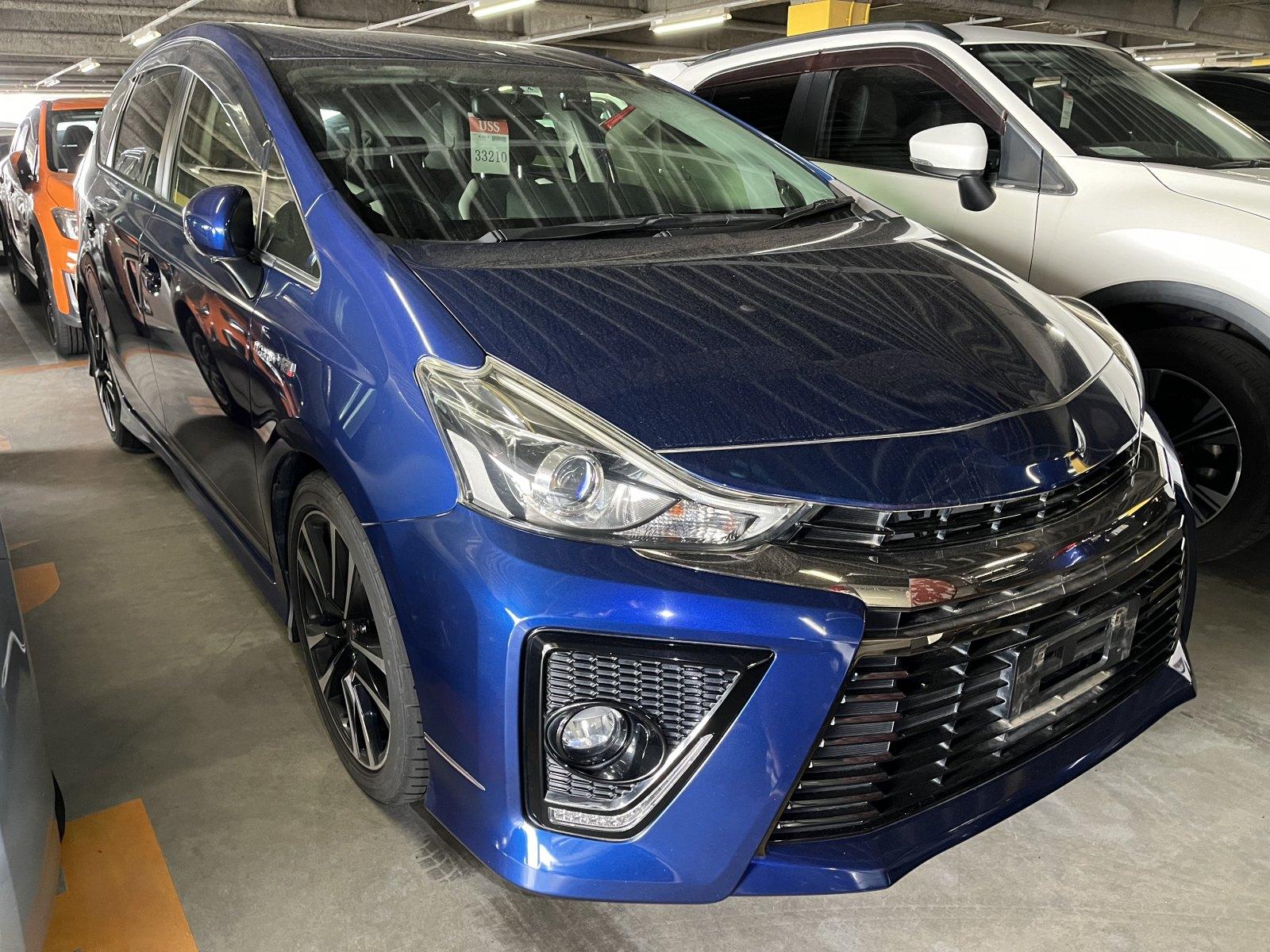 Toyota Prius ALPHA S TOURING SELECT GS