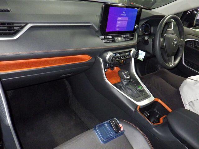 Toyota Rav4 5d 4wd HYBRID ADVENTURE