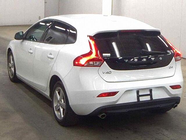 Volvo V40 D4 KINETIC