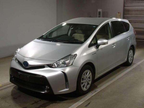 Toyota Prius ALPHA S