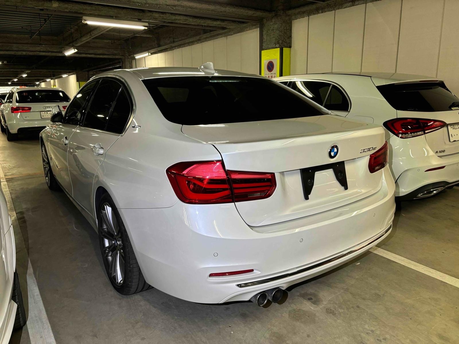 BMW 330 E CELEB REED