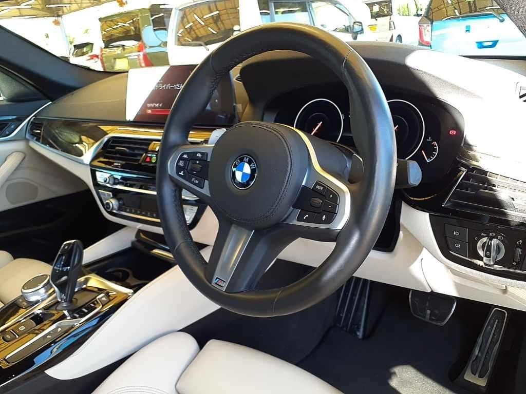 BMW 5 Series 523d M Sports