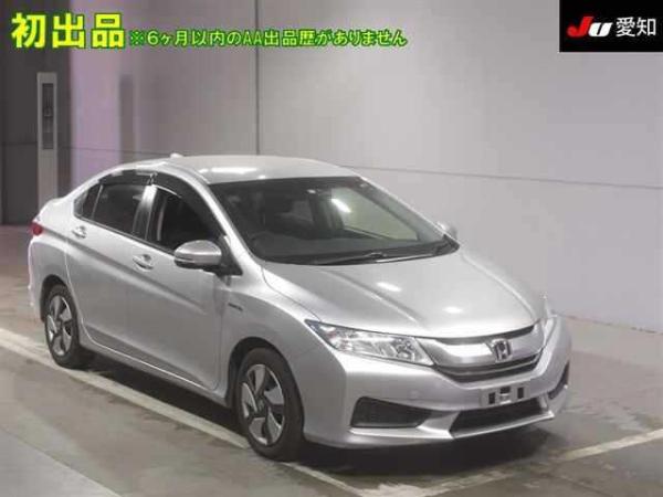 Honda Grace 4